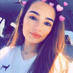 Meet your Posher, Abby